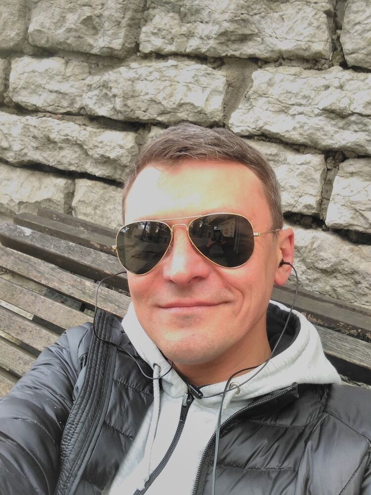  14094082  Vlad, 46 ,    