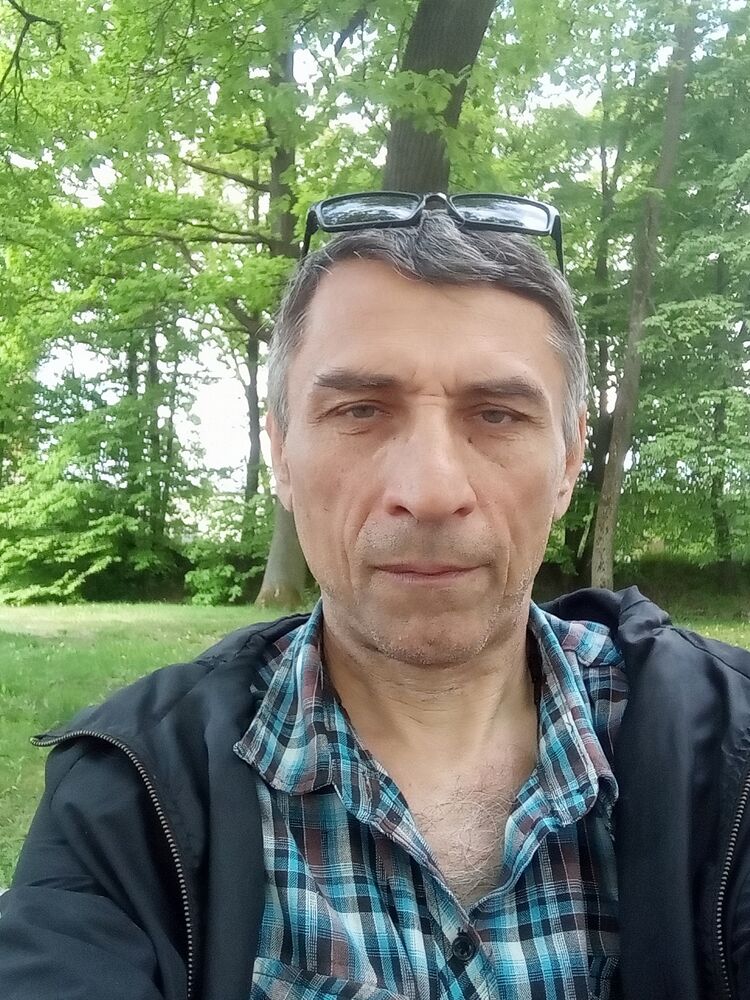  ,   Gocha, 59 ,   ,   