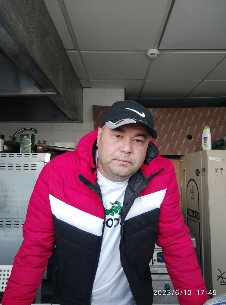  35169472  , 44 ,     