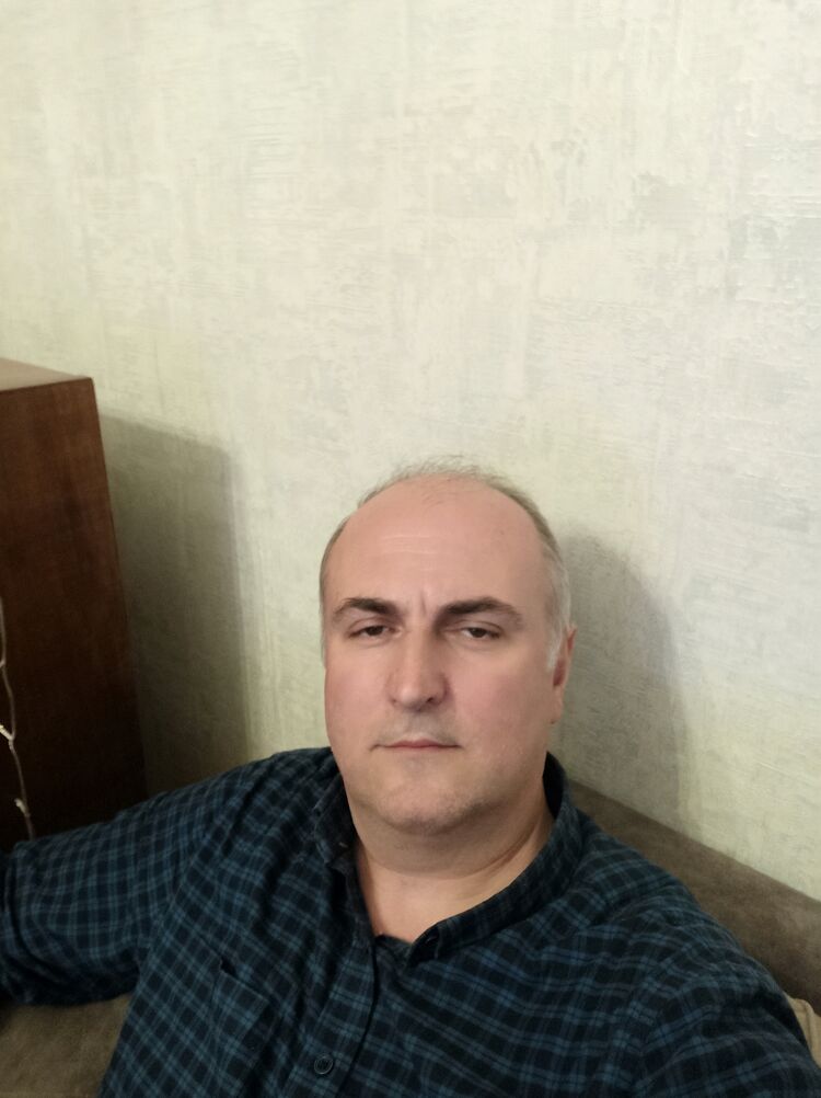  34100742  Konstantine, 50 ,    