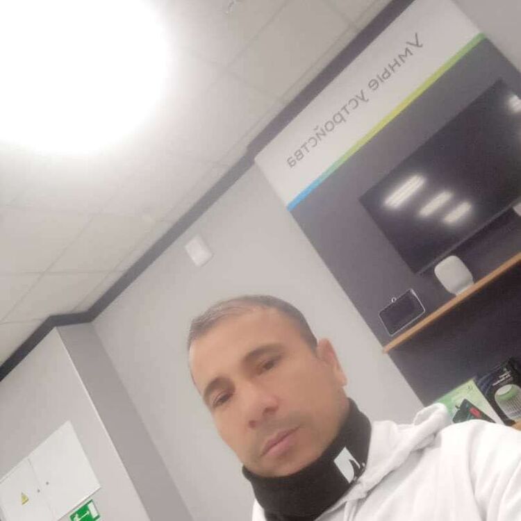  43869232  , 37 ,    