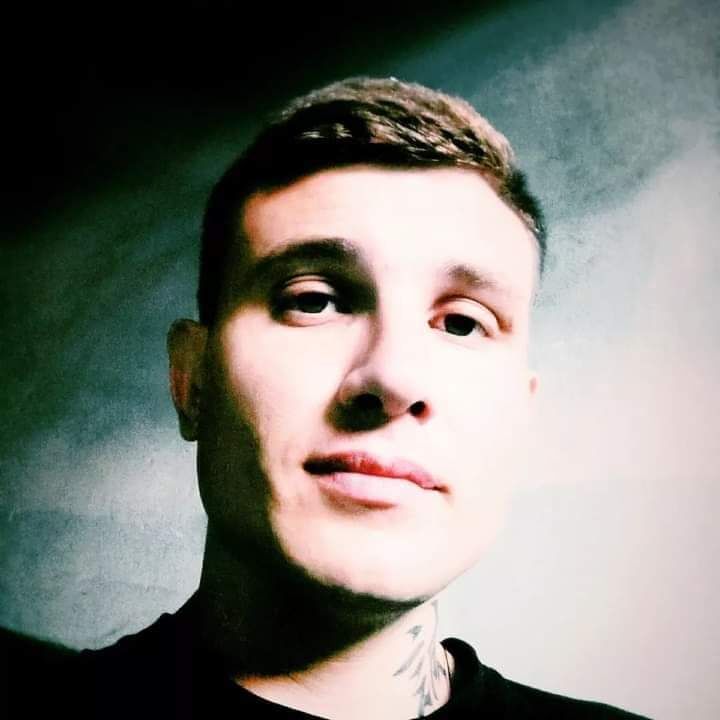  31449592  , 37 ,    