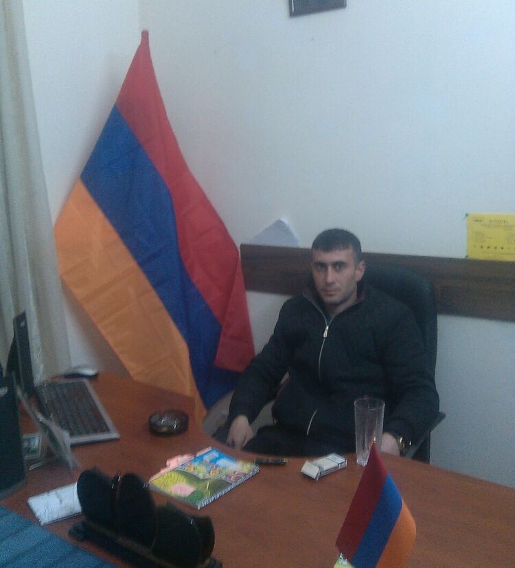  ,   Xazar, 40 ,   ,   , c 