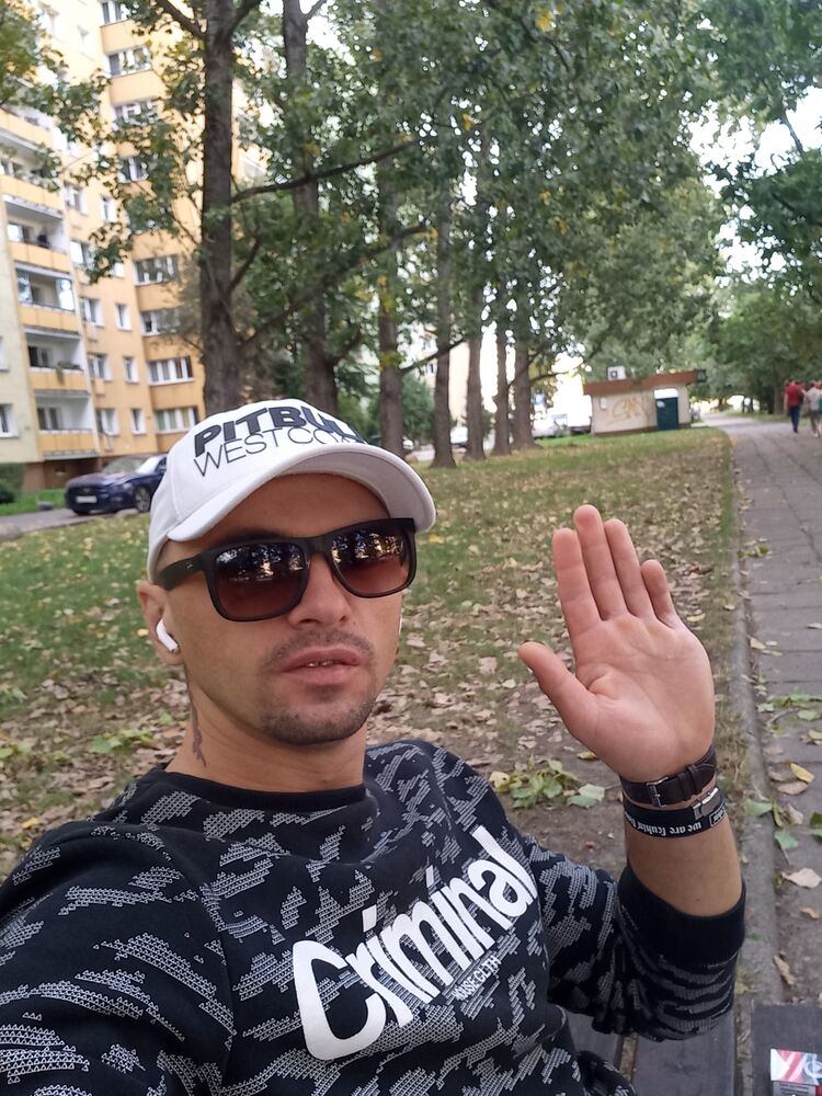  Warszawa,   Ivan, 33 ,   ,   