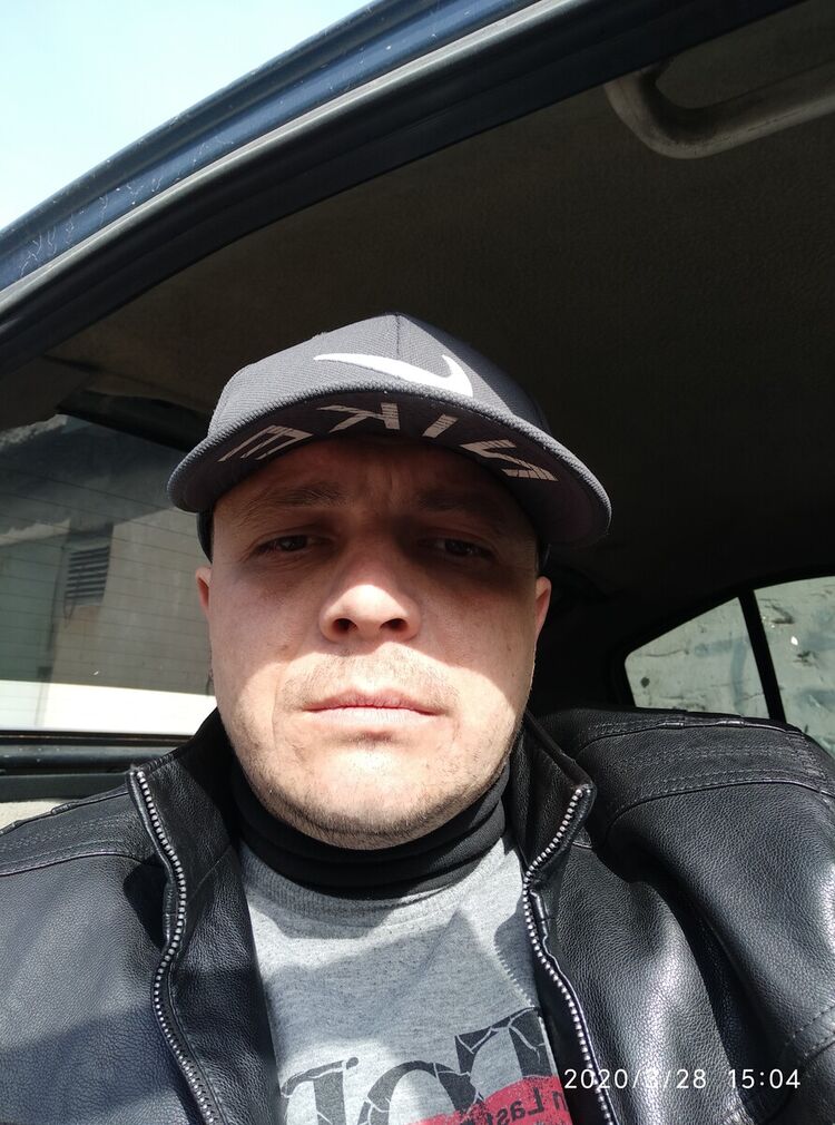  20001732  Sanches, 40 ,    