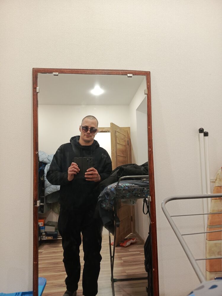  49403112  , 30 ,    