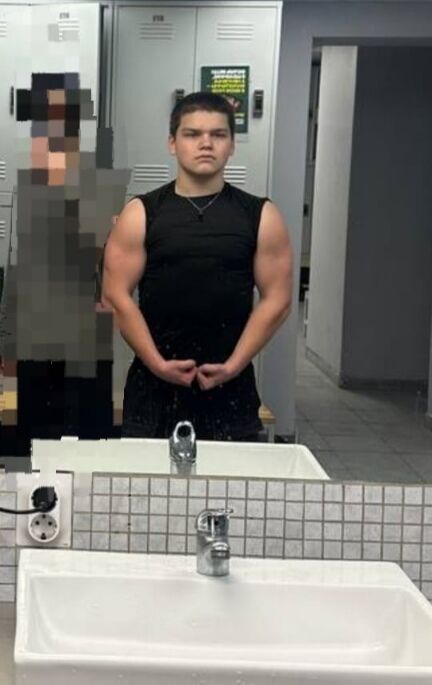  50661472  , 19 ,    -