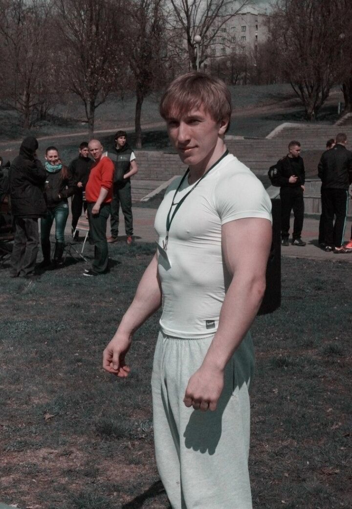  ,   Vladimir, 32 ,   ,   