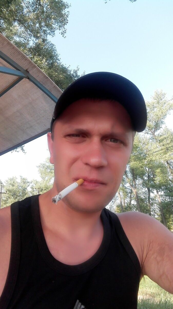  12005582  Stepa, 38 ,    