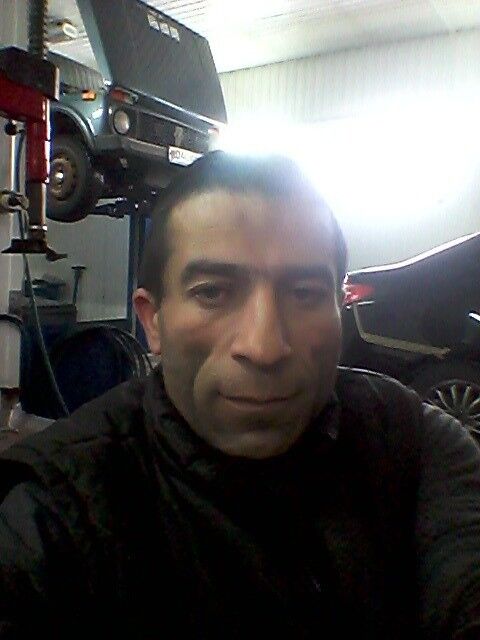  15356542  Artak, 48 ,    