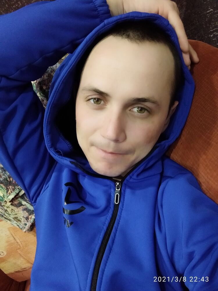  31108592  Denis, 34 ,    