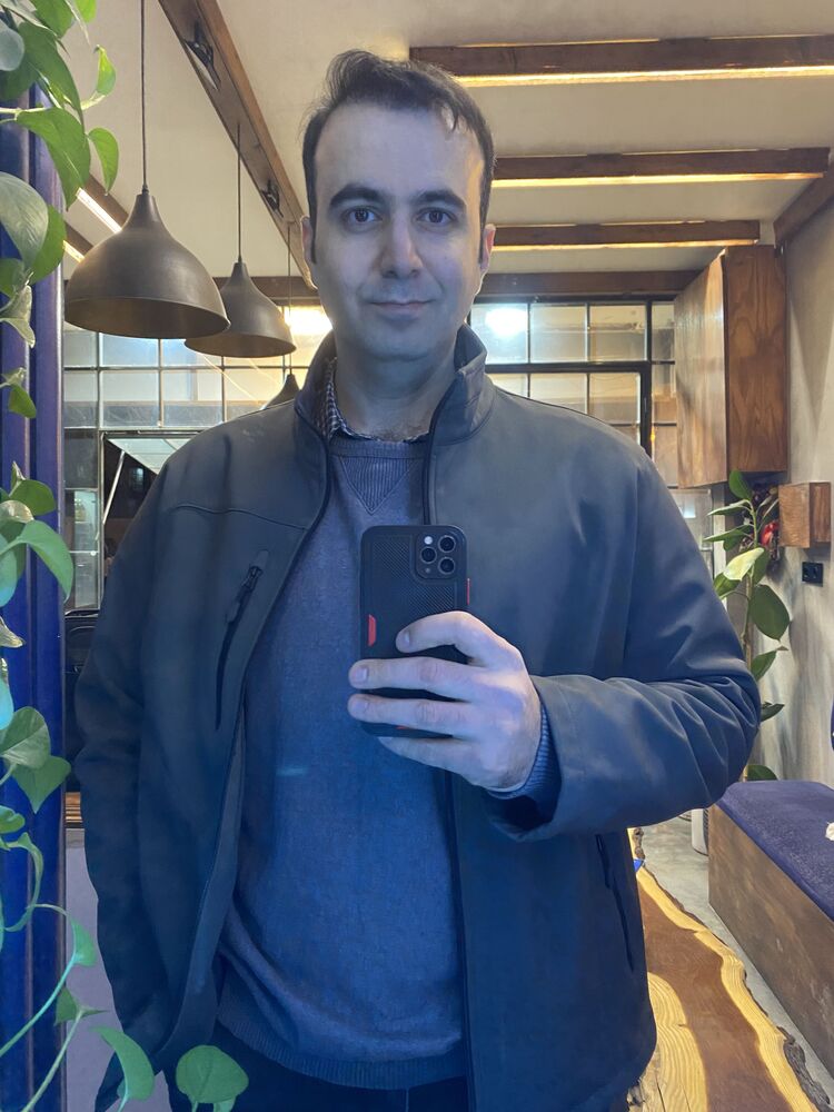  Nuernberg,   Hosein, 36 ,   ,   