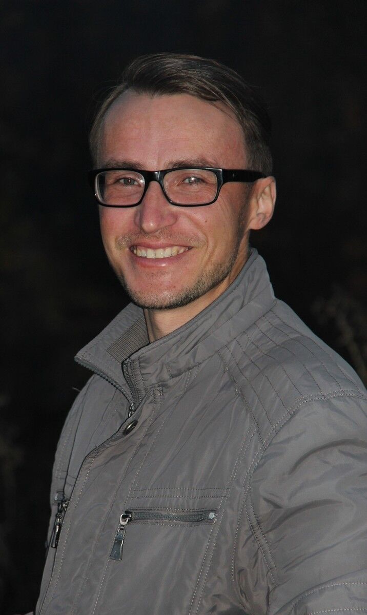  5424872  , 49 ,    -