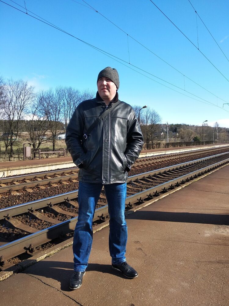 ���� 19587232 ������� �����, 42 ����, ���� ���������� � ������