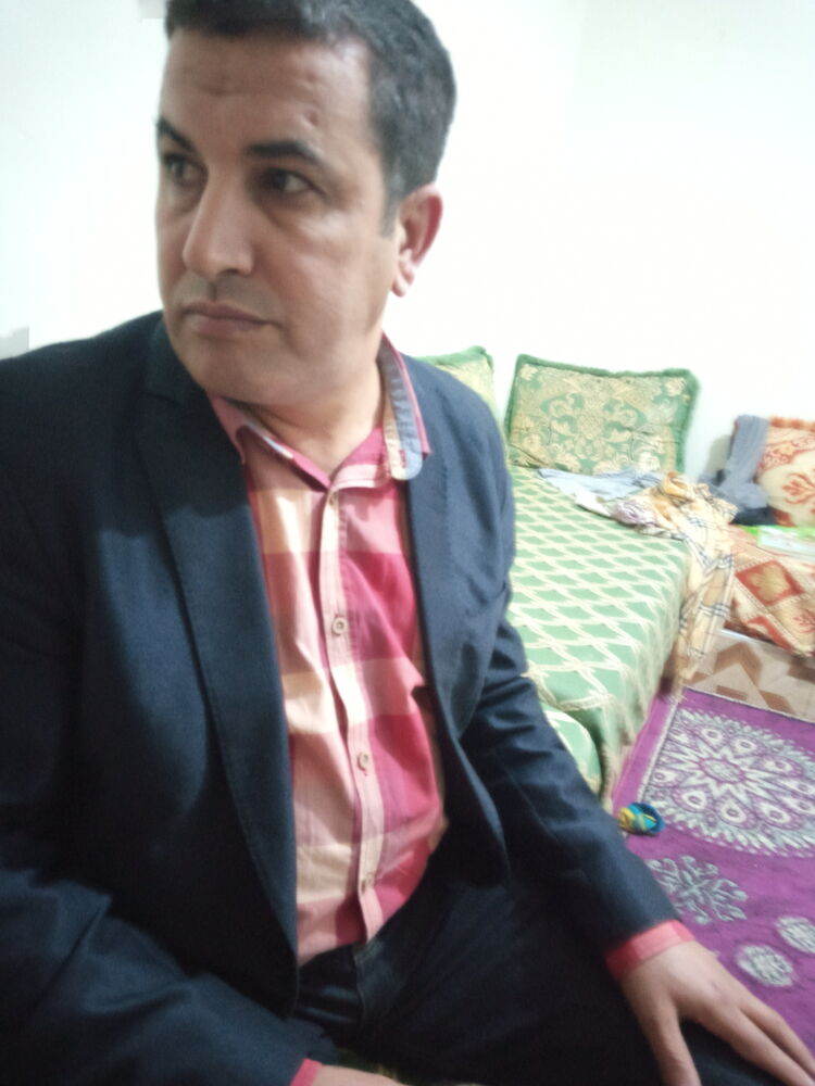  27512242  Argaz, 42 ,    