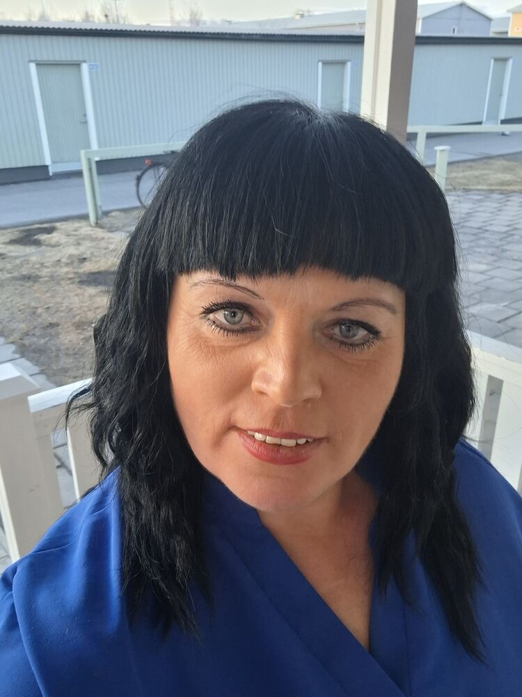  Ornskoldsvik,   Lena, 44 ,  