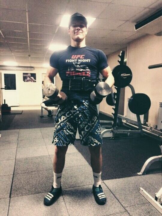  ,   Mark, 27 ,   