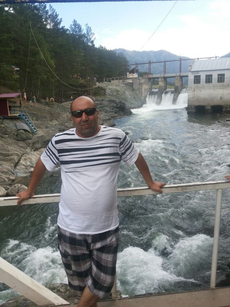  11121642  Vahid, 46 ,    -
