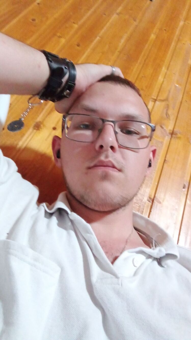  44235182  , 22 ,     
