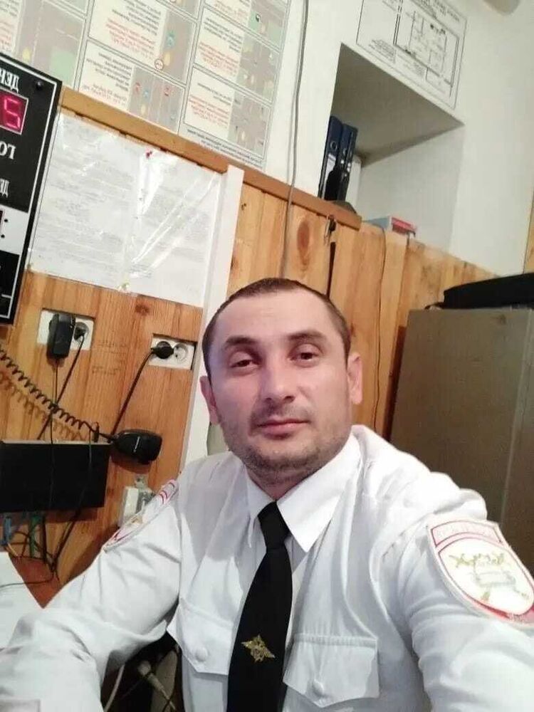  52124322  , 41 ,    