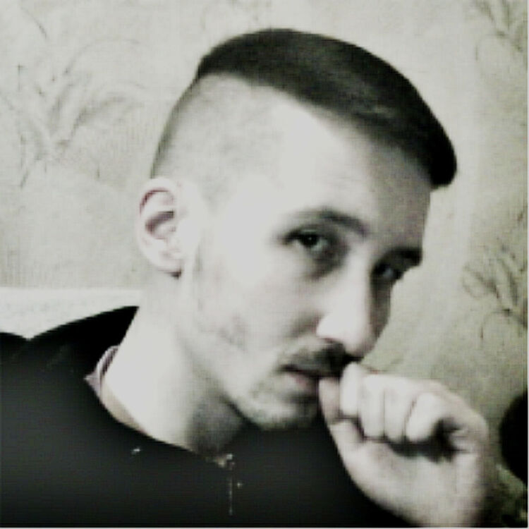  5908562  Dhza, 32 ,    