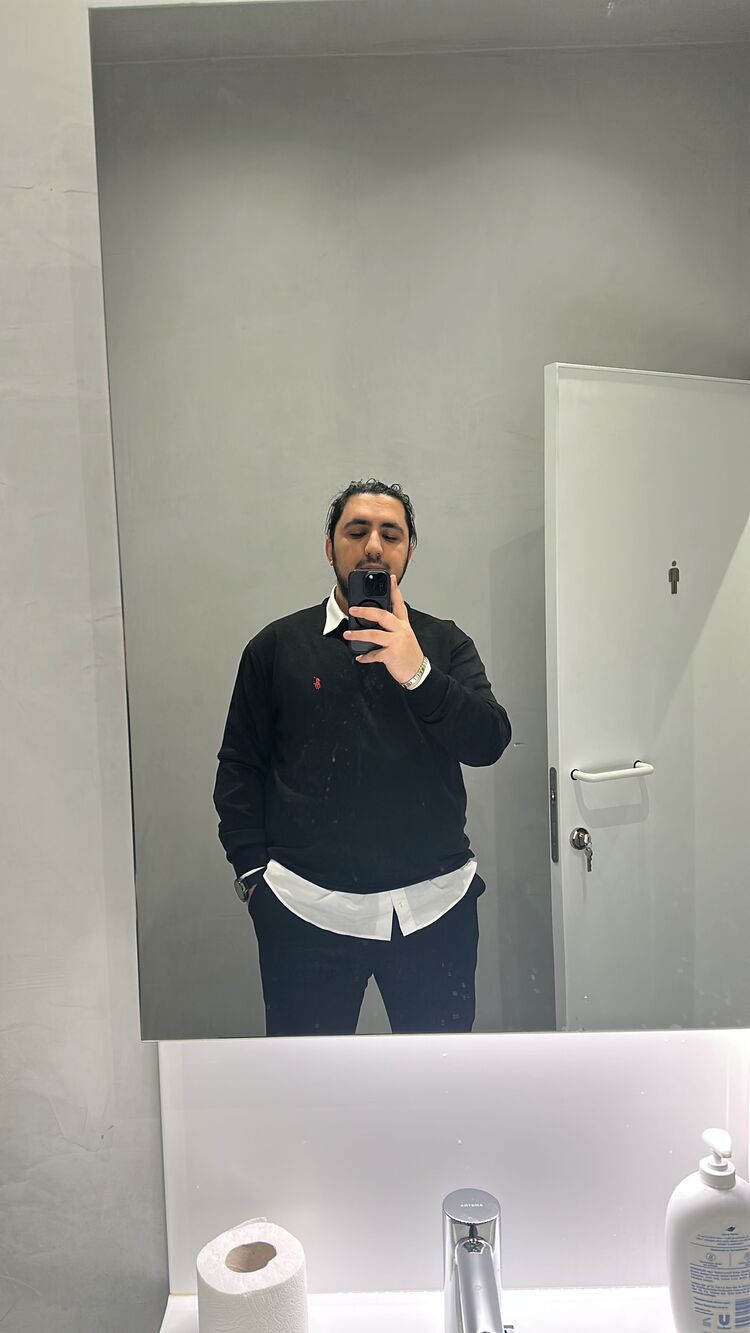  ,   Mucahit, 24 ,   ,   