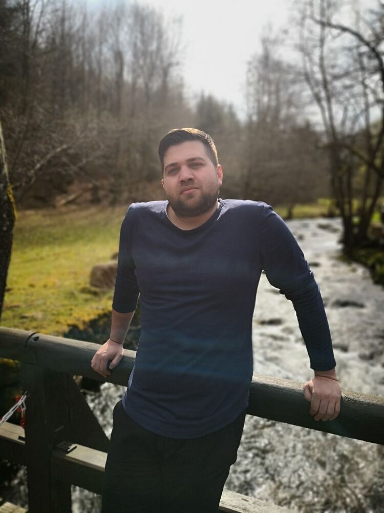  Pforzheim,   Oleg, 34 ,   ,   , c , 