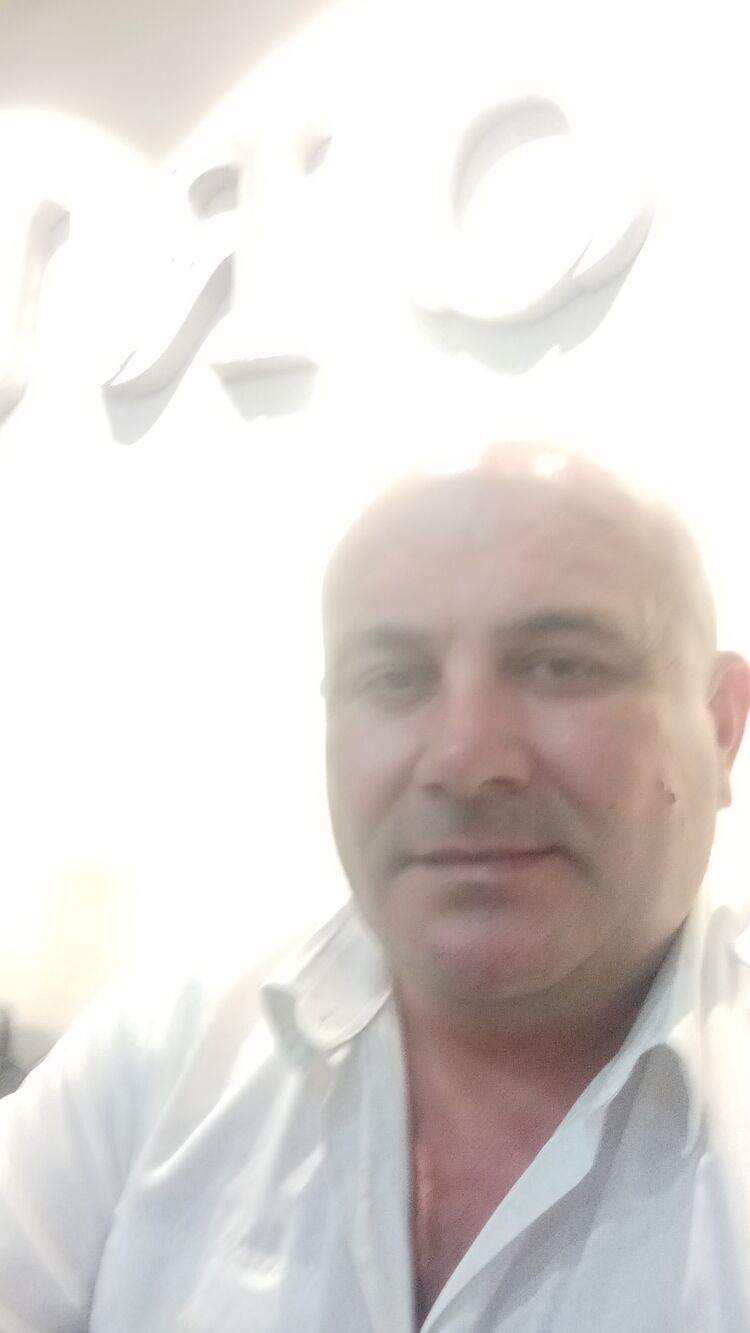  ,   Valeriu, 49 ,   ,   