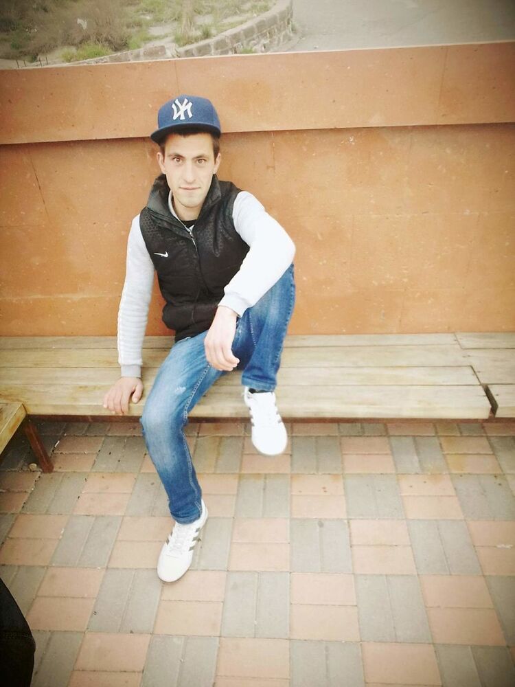  ,   Mika, 34 ,   ,   , c 