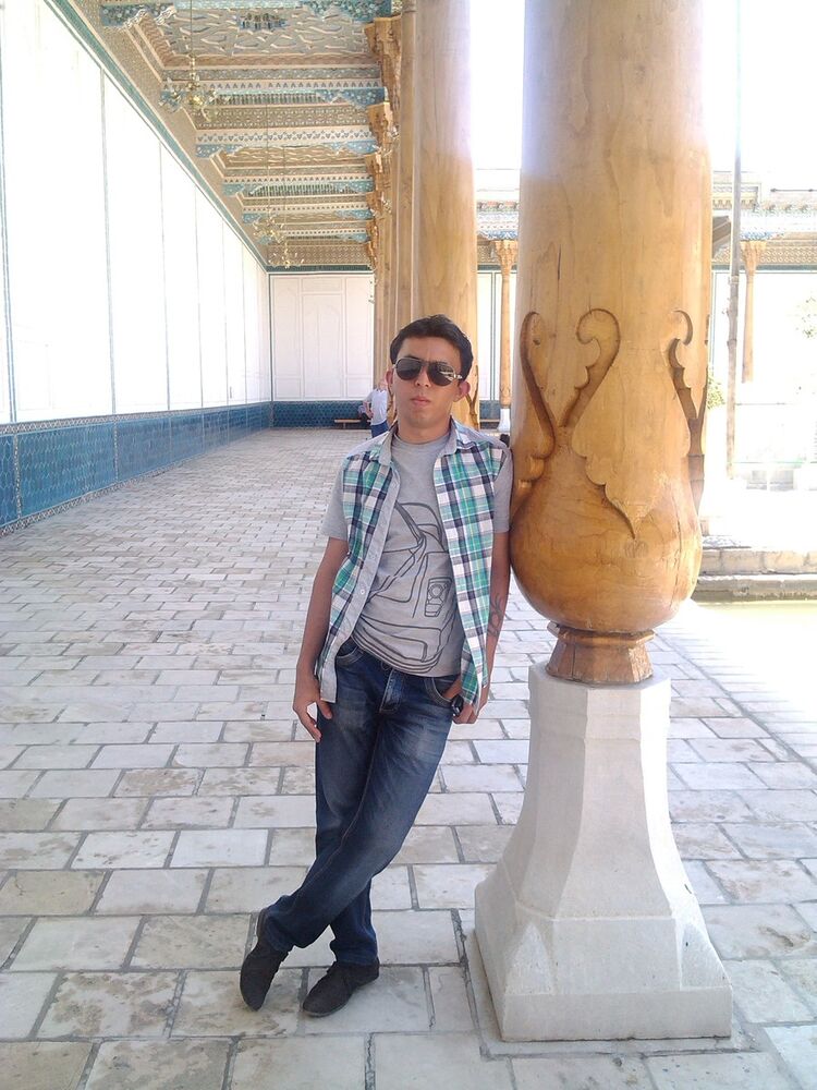  5571872  Parlament, 39 ,    