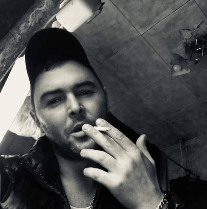  30318262  Shyrik, 36 ,    