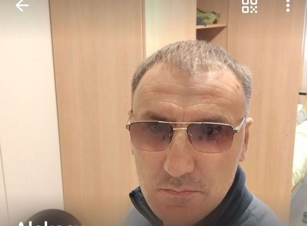  54353382  Aleksey, 42 ,    -