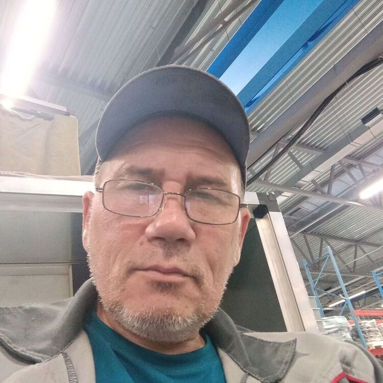  43532942  , 52 ,    