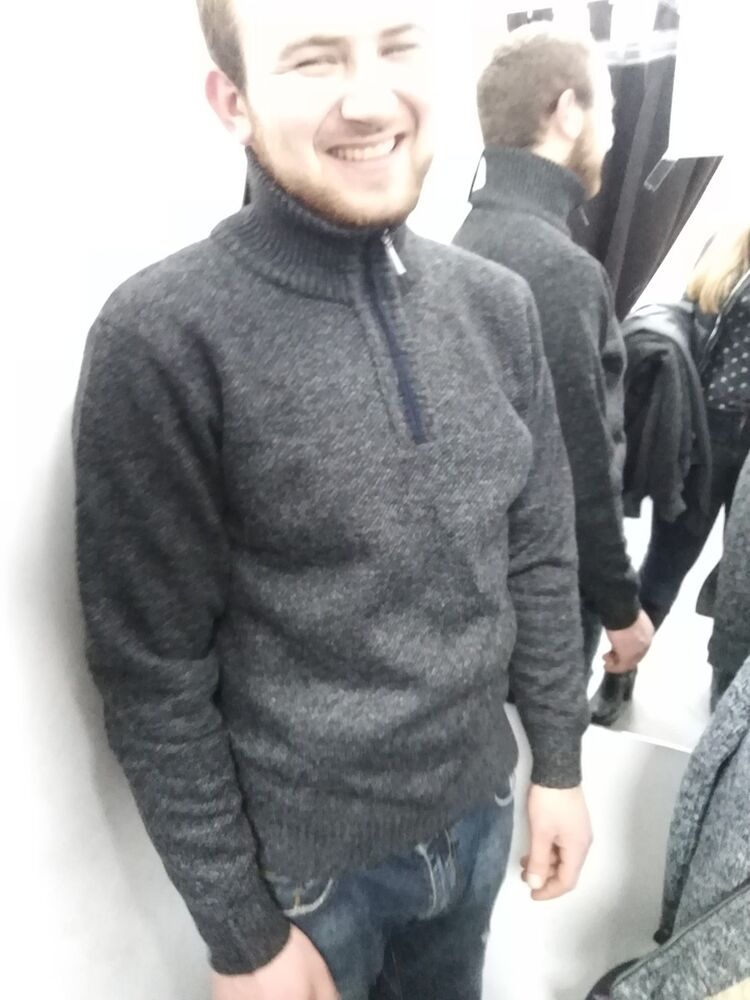  ,   Ihor, 28 ,   