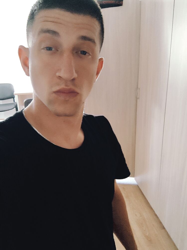 ,   Genry, 28 ,     , c , 