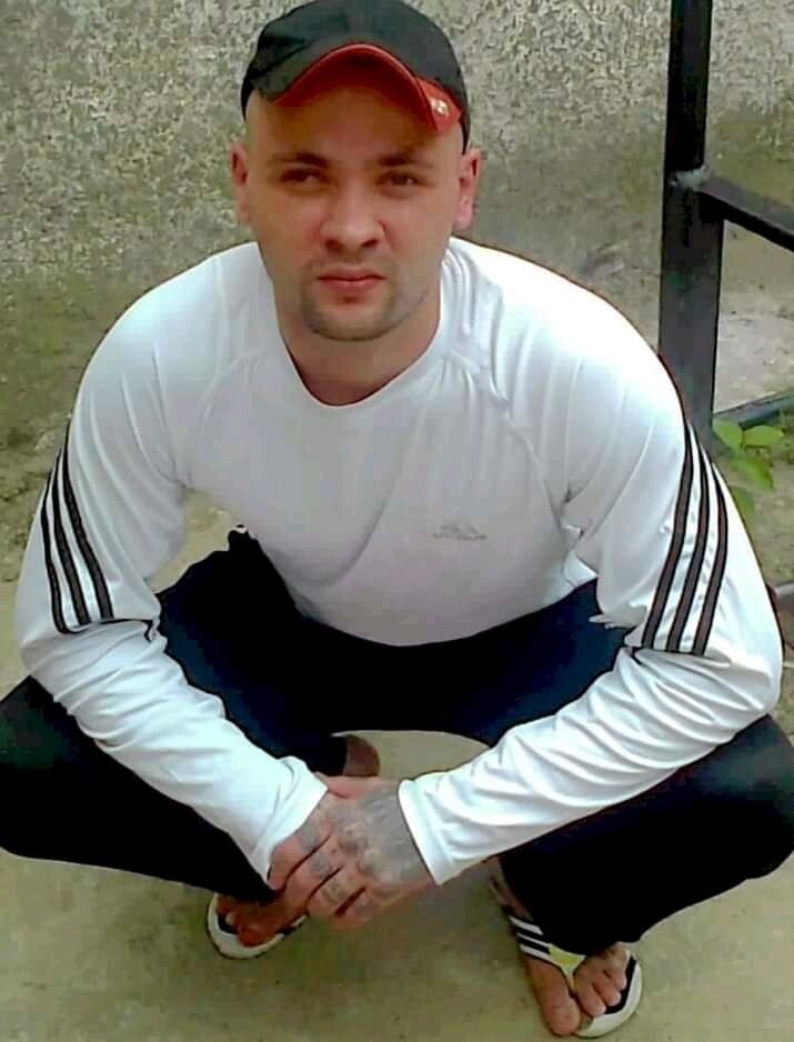  ,   Andruxa, 33 ,   ,   , c 