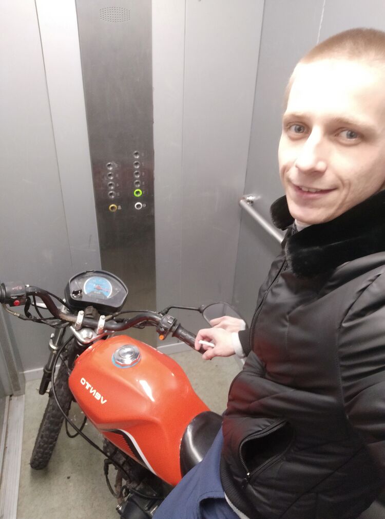  33601042  , 27 ,    