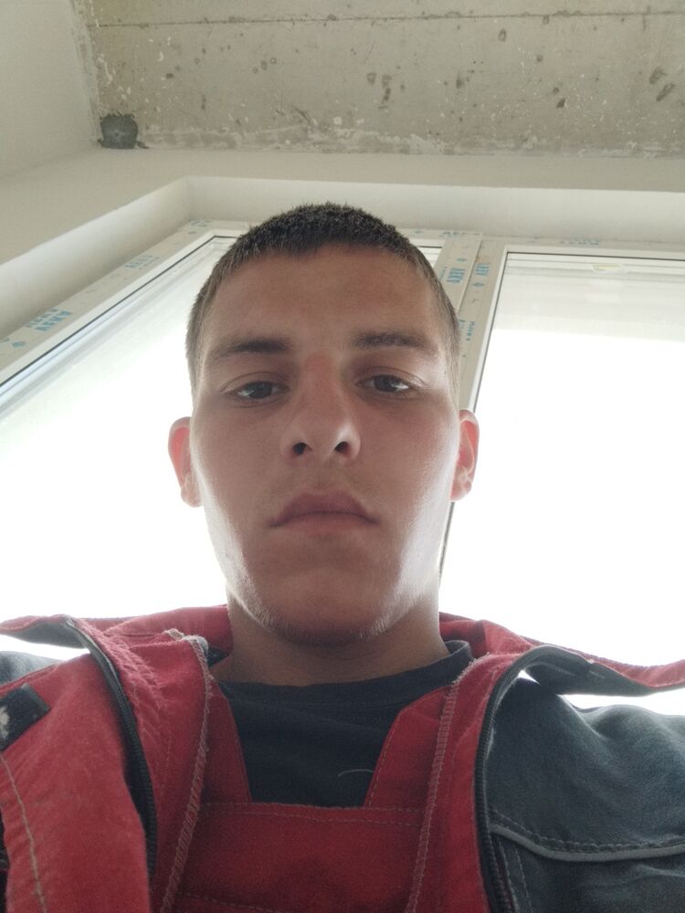  42522702  , 21 ,    