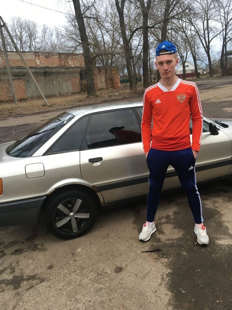  21037542  , 28 ,    