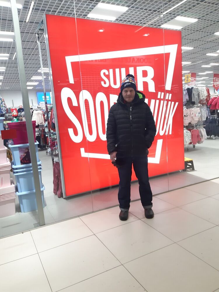  ,   Igor, 63 ,  