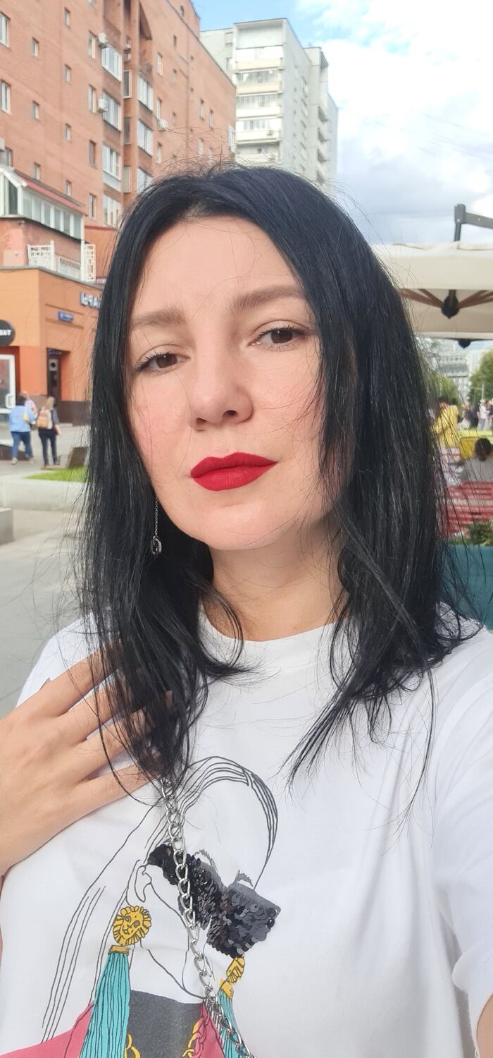 ,   Olga, 42 ,   ,   