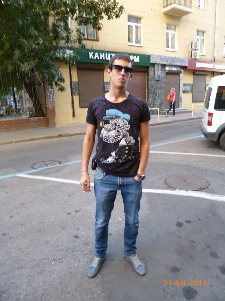  15728492  Max, 29 ,    