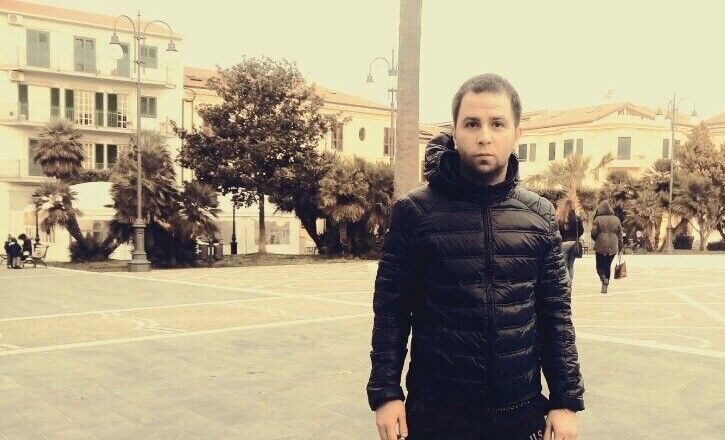  22394122  Dima, 41 ,    