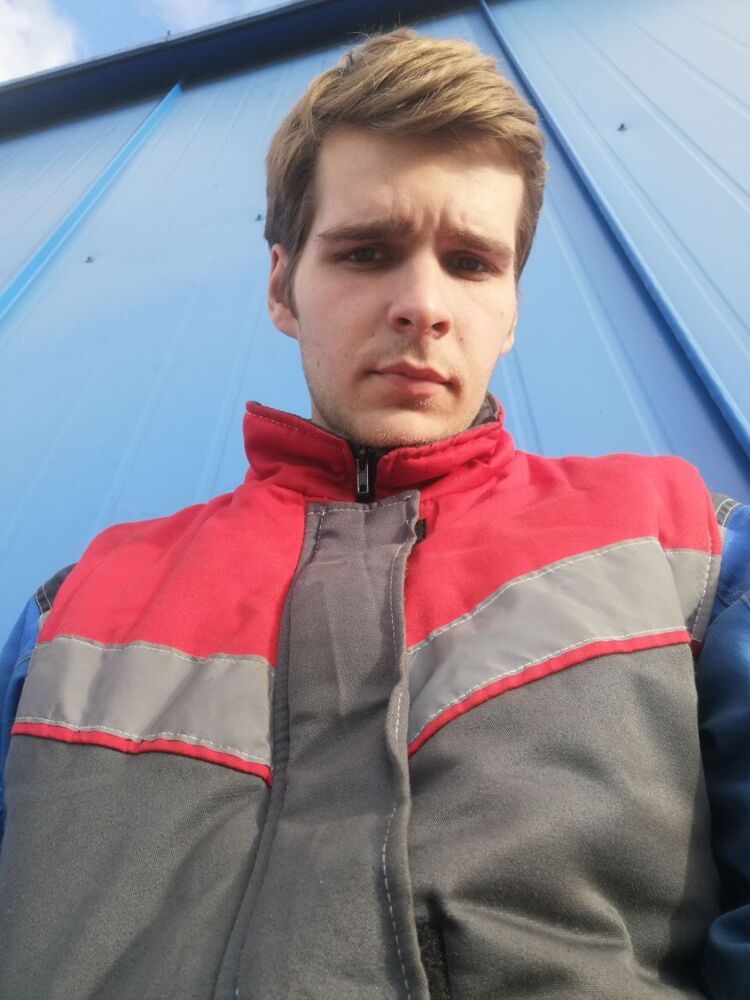  48375252  , 21 ,    