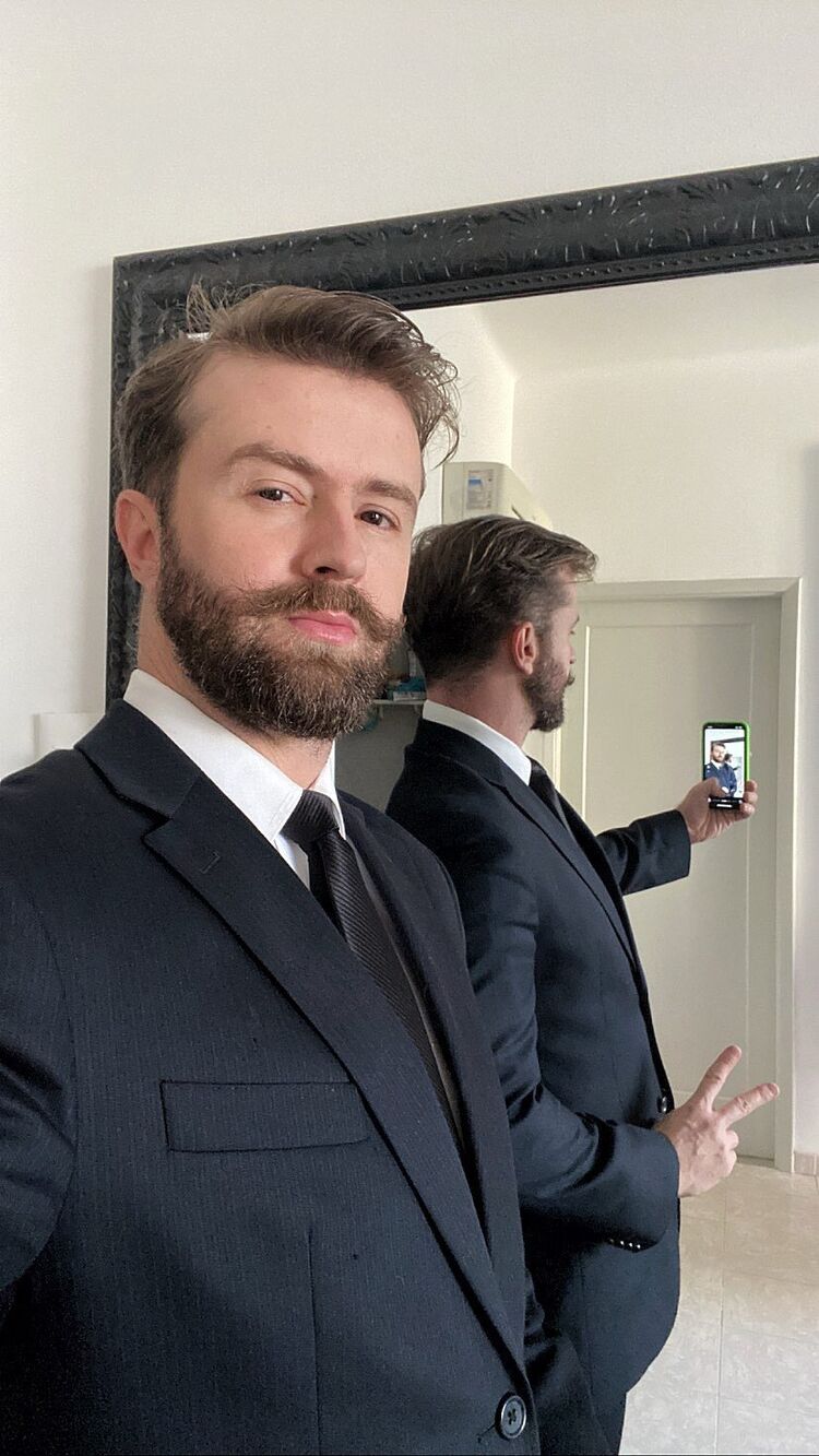  54700722  , 36 ,    -