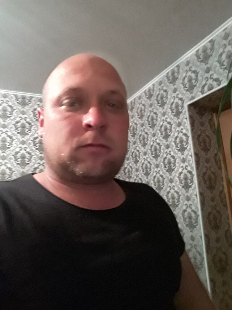  16027822  , 35 ,    