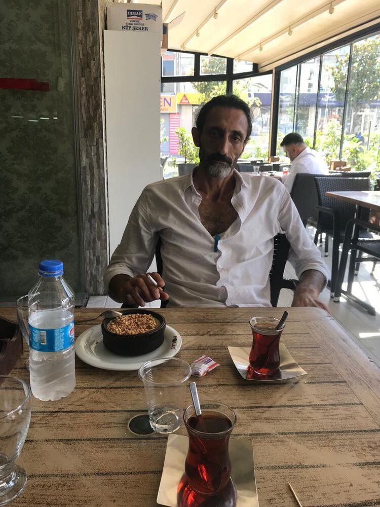  34806392  Mustafa, 45 ,    