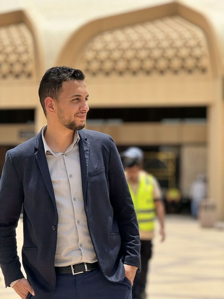  Jiddah,   Nash Moli, 28 ,   ,   