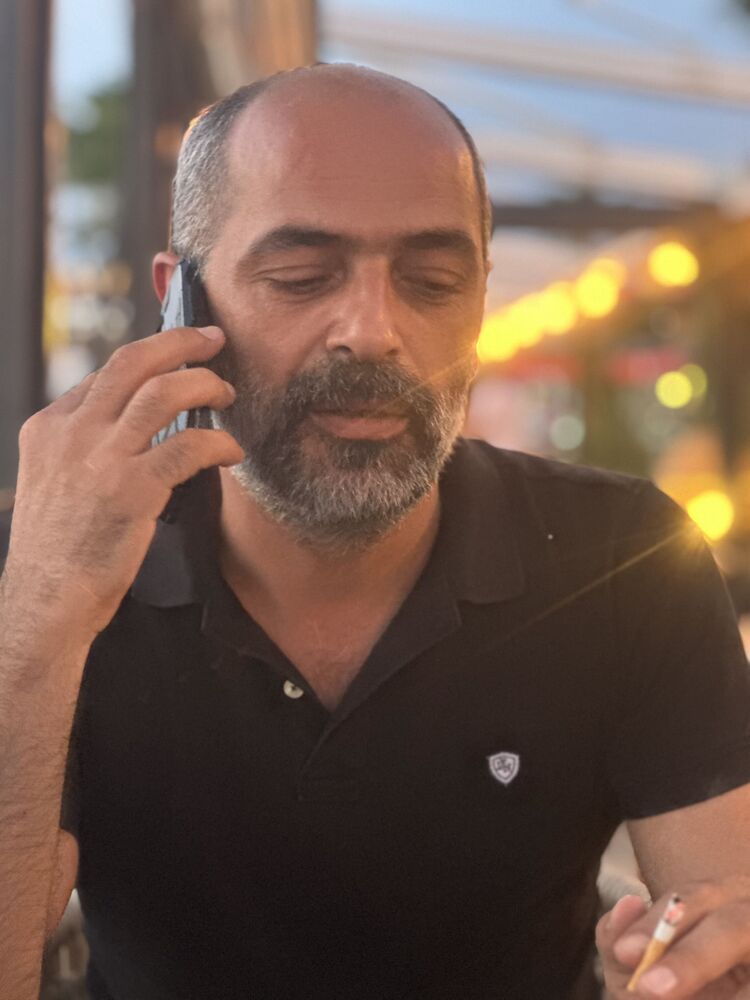  37539432  Caglar, 45 ,    