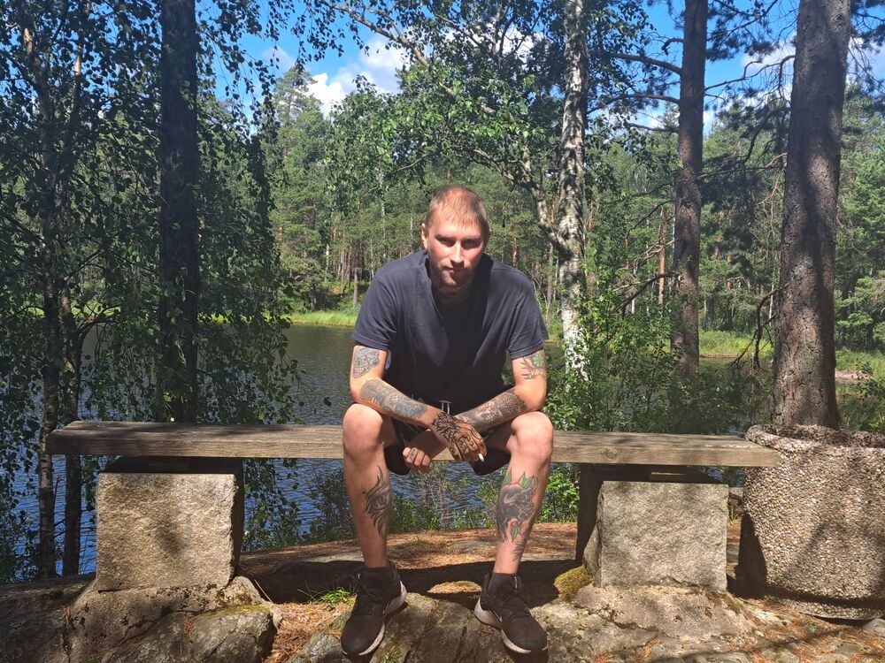  Honefoss,   , 29 ,   ,   